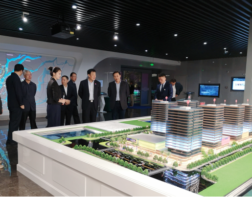 全國政協(xié)副主席盧展工、省委書記劉奇蒞臨“永不落幕”VR展館